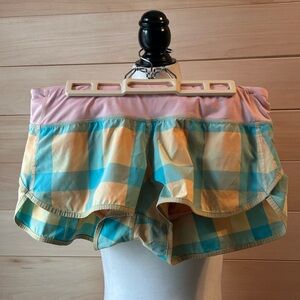 Lululemon size 8 shorts with built in underwear